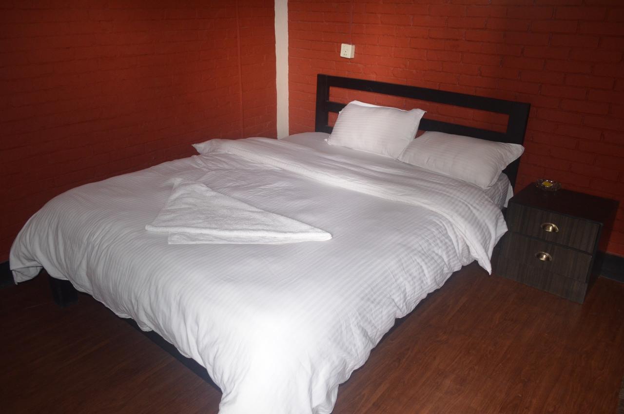 Hotel Holiday Inn Kathmandu Exterior foto