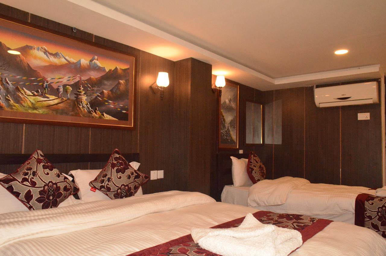 Hotel Holiday Inn Kathmandu Exterior foto